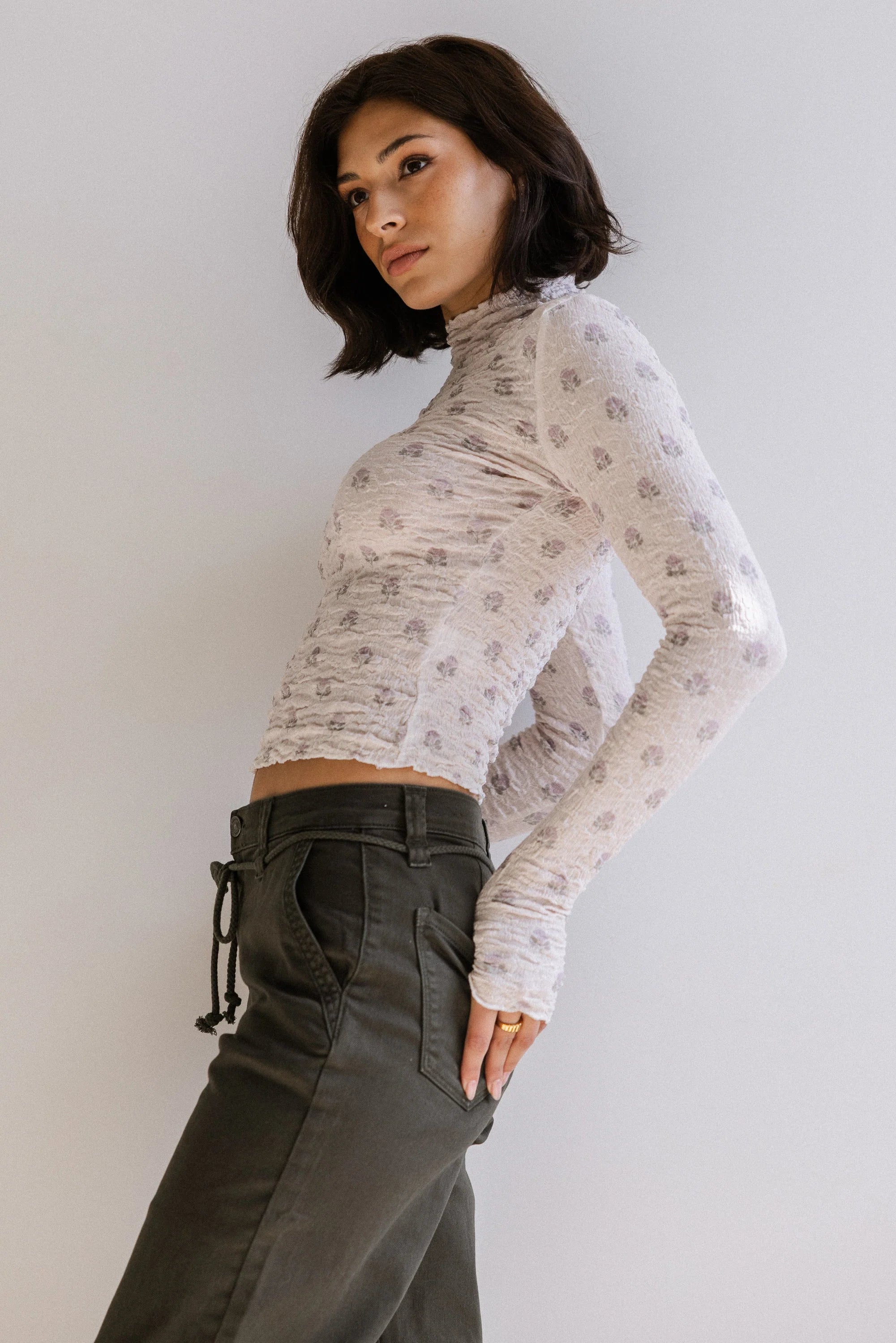 Winnie Floral Crinkle Top in Ivory